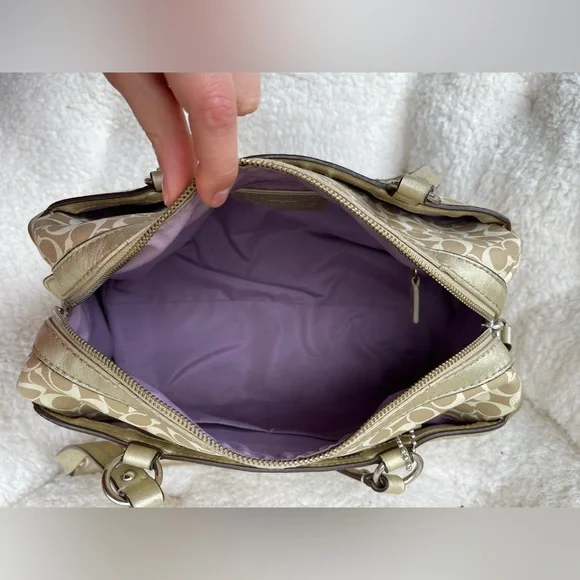 Coach Chelsea Heritage Signature Stripe Satchel Nr. F15132 - Picture 10 of 15